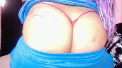 gigimle online show from April 29, 4:42 pm