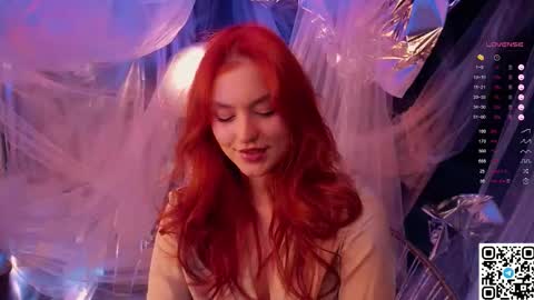 Stacy online show from December 19, 6:22 pm