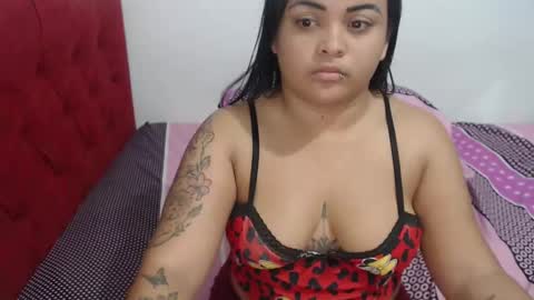 Snapshot of gimena_ass chatting on December 4, 6:06 pm Gimena online show from December 4, 6:06 pm