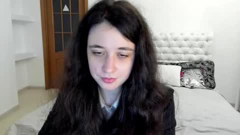 Snapshot of ginablum chatting on October 12, 9:12 am Kate online show from October 12, 9:12 am