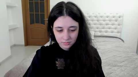 Kate online show from November 28, 9:01 am