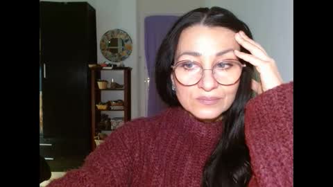 Snapshot of ginaoneon chatting on January 7, 8:21 pm GinaONeon online show from January 7, 8:21 pm