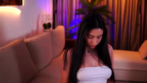 Gina online show from March 1, 7:48 pm