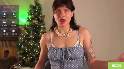 Gina online show from December 20, 6:12 pm