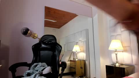 Ginebra Ness online show from December 16, 1:22 pm