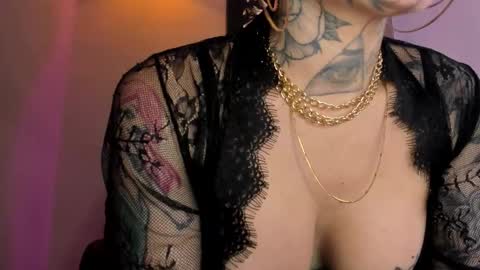 Ginebra online show from February 4, 4:10 pm