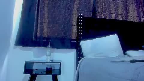 Miss online show from September 10, 9:15 pm