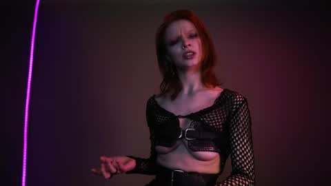        im expecting 350 thumbs up on my altar   online show from April 3, 10:19 pm