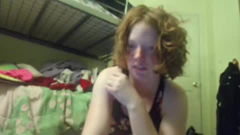 Snapshot of ginger_unicorn21 chatting on February 25, 4:03 am ginger_unicorn21 online show from February 25, 4:03 am