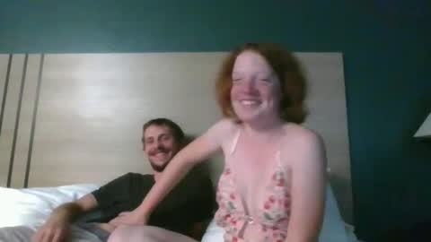 Snapshot of ginger_unicorn21 chatting on December 25, 1:53 am ginger_unicorn21 online show from December 25, 1:53 am