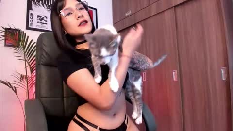 Snapshot of giorgii29 chatting on October 8, 11:42 pm Gigi o Giorgi online show from October 8, 11:42 pm