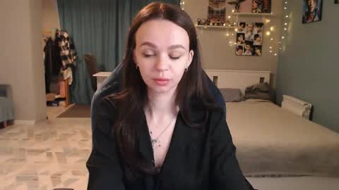 Secret online show from May 31, 12:00 pm