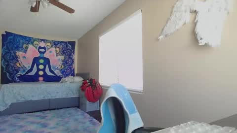 Jasmine online show from March 2, 6:58 pm