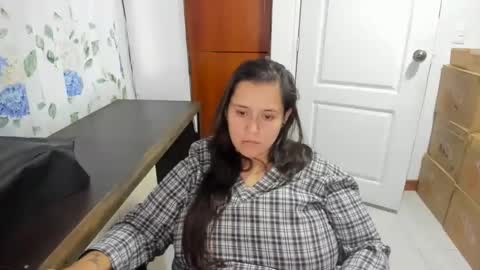 Ela online show from September 28, 10:59 pm