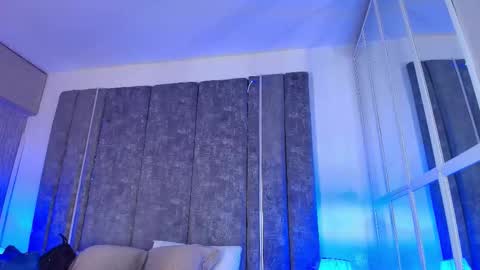     online show from December 14, 12:00 pm