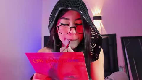 giselleblare online show from December 4, 3:53 am