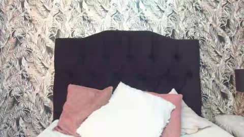 Snapshot of gissel_angel chatting on October 17, 9:29 pm Gissel angel online show from October 17, 9:29 pm