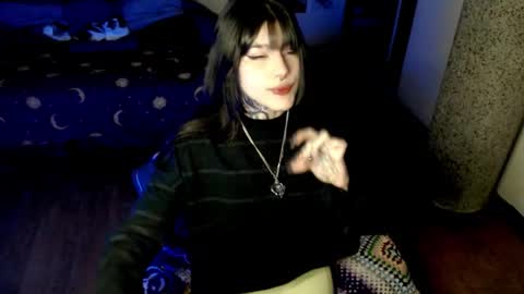 dirtyvenom online show from December 18, 11:20 pm