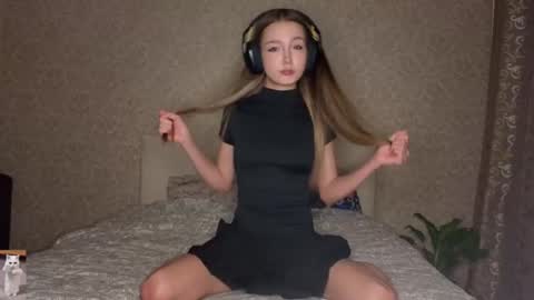 Catalina online show from January 7, 4:21 pm