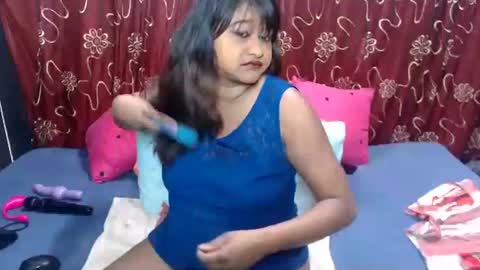 glitter candy online show from November 18, 12:06 pm