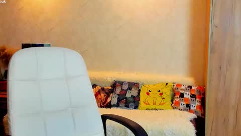 Gloria Wood online show from February 25, 5:55 pm