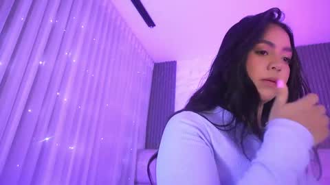 goddess_eli77 online show from April 17, 3:08 am