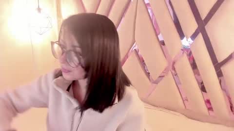 M A R T I N A  online show from April 7, 12:51 pm