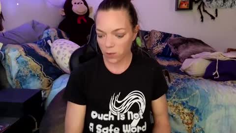 Snapshot of goddess_of_mars chatting on February 13, 5:44 pm Patricia Mars Goddess of Mars twitter thegoddessmindy online show from February 13, 5:44 pm
