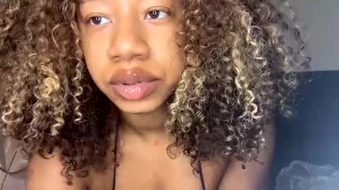 Goddess Daisy Sky online show from January 5, 6:35 pm