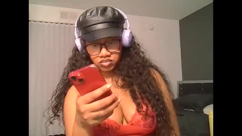 Goddess Daisy Sky online show from April 10, 5:35 am