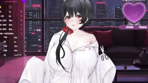  Evelyn  online show from June 7, 10:05 pm