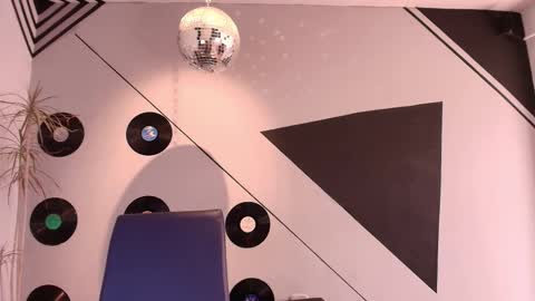 Julieta online show from February 12, 7:04 pm