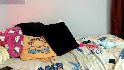  Naih Reyes online show from October 19, 6:59 am