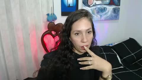  Naih Reyes online show from May 28, 3:04 am
