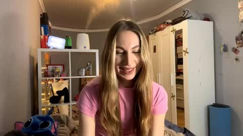 Gloria online show from December 19, 5:05 pm