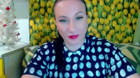 goldmoonn online show from December 8, 6:50 pm