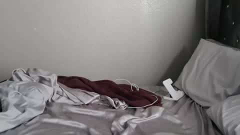 goodgirlliv online show from December 4, 11:38 pm