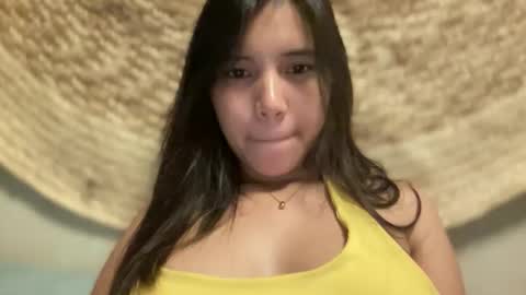 Lyn online show from February 10, 1:58 pm