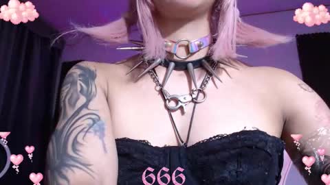        online show from October 8, 6:40 am