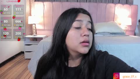 Snapshot of grace77_ chatting on December 31, 3:34 am Grace online show from December 31, 3:34 am