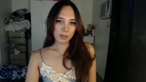 HoneyGrace online show from March 1, 6:03 am