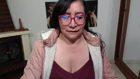 Snapshot of grace_mature_milf chatting on September 16, 10:34 am grace_mature_milf online show from September 16, 10:34 am