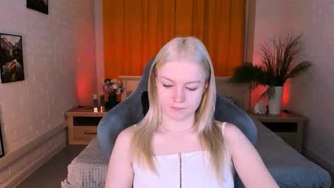Snapshot of graceglamour chatting on September 22, 5:06 am Grace Glamour online show from September 22, 5:06 am