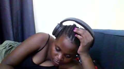 grannylover_ online show from November 17, 7:03 pm