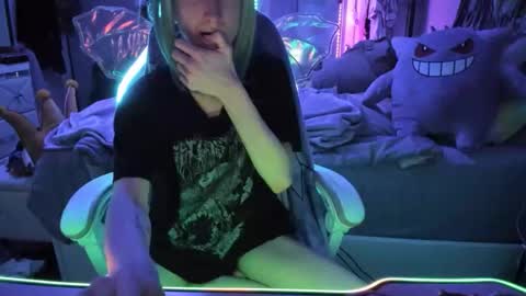 GreenEyedLovexo online show from November 4, 6:18 am