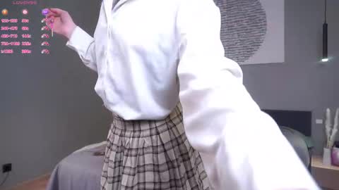 Kelly online show from February 18, 2:27 pm