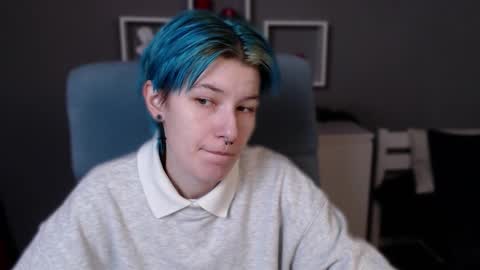 guitarandangell online show from October 21, 6:50 am