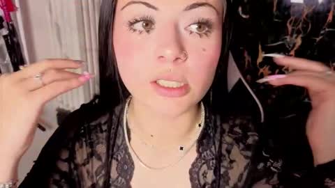 Miss online show from November 29, 6:34 pm