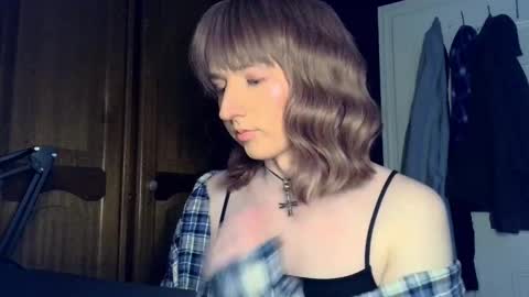   online show from March 12, 4:13 pm