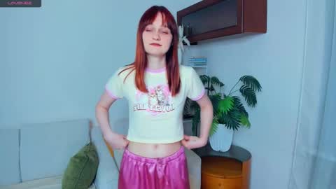 Chloe online show from November 21, 6:43 pm